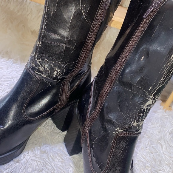 🌻-Woman’s Skechers platform boots-🌻 - Picture 8 of 13